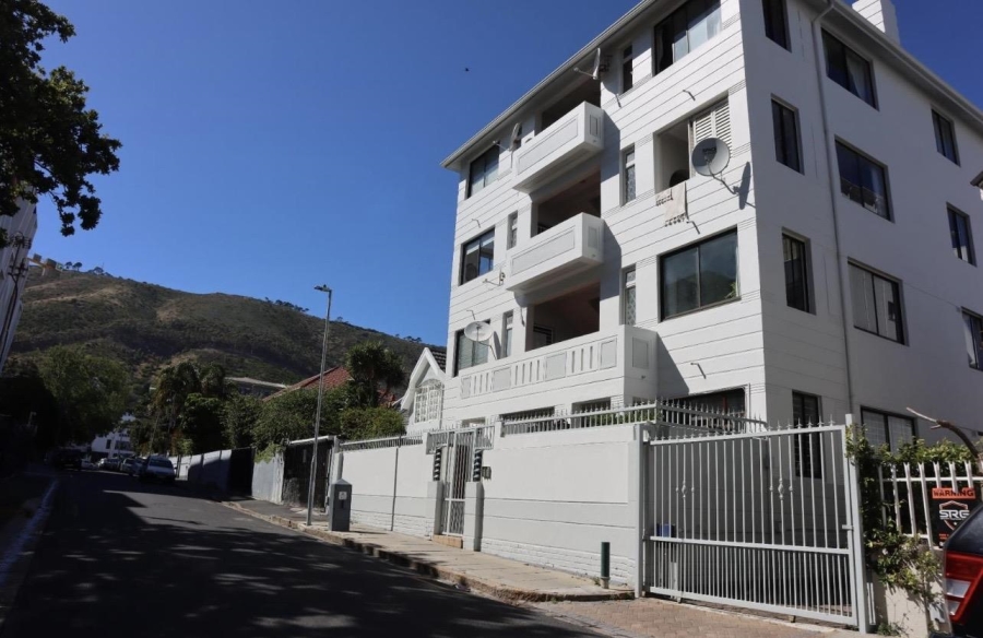 2 Bedroom Property for Sale in Sea Point Western Cape